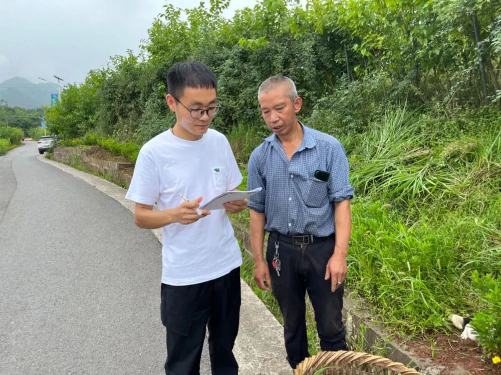 新農領頭人徐浩鋮:逐漸形成完整的桑蠶產業鏈,年產值達到了驚人的1.3億元,各類桑蠶產品銷售額600萬元(圖1) 微信圖片_20250417071131.jpg